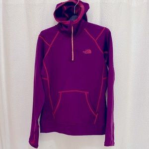 Long sleeve north face pullover hoody